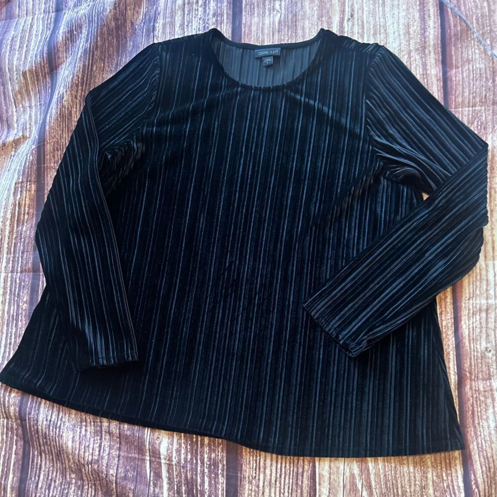Women’s J. Jill Wearever Velvet Black Long Sleeve Size M - Picture 2 of 6
